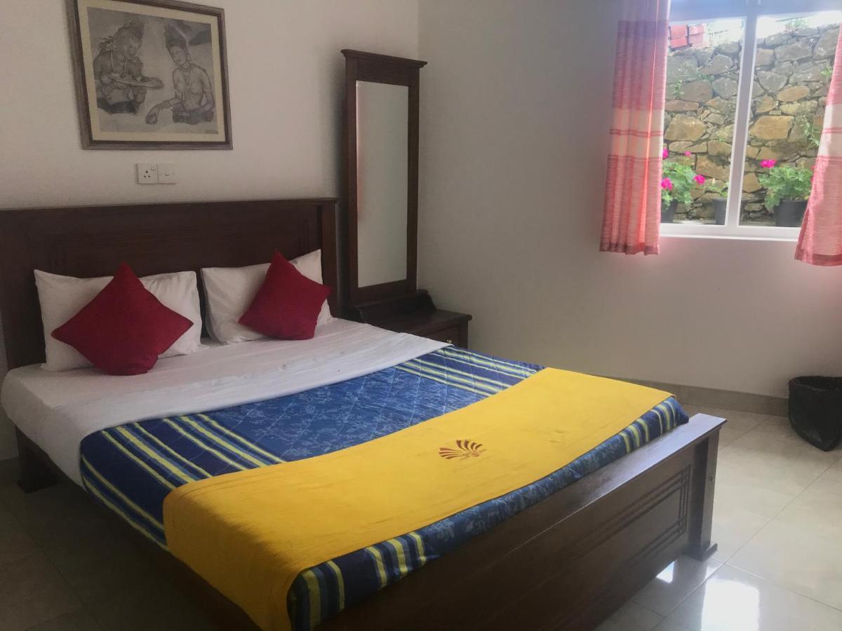 Dahlia Mount View Hotel นูวาราเอลิยา ภายนอก รูปภาพ